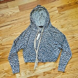 NWT Olivaceous Size S Cheetah Sweater Hoodie Cropped Animal Print Lightweight